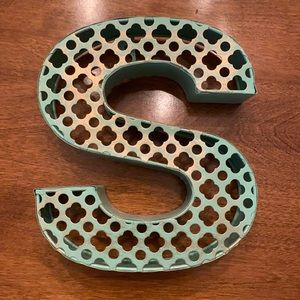 Teal “S” wall hang